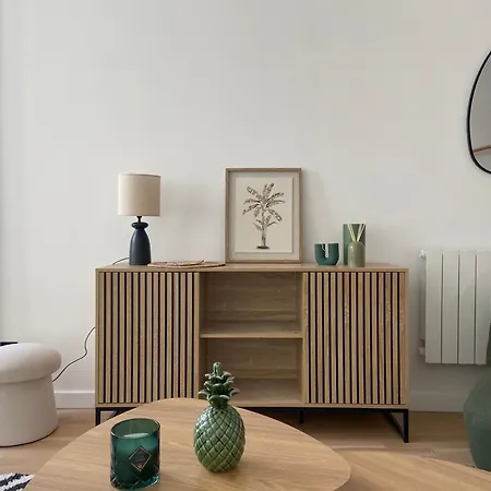 Duplex De Charme Au Coeur Du Triangle Dor Appartement *