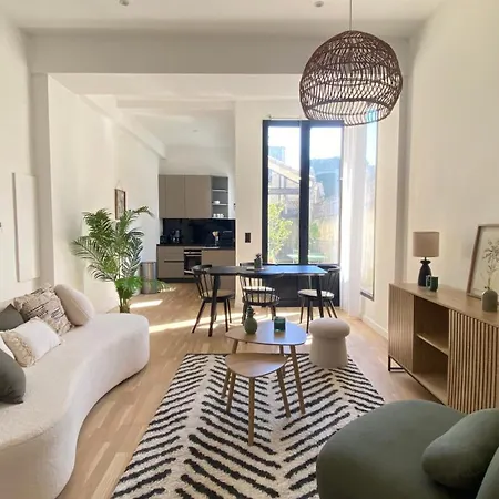 Apartment Duplex De Charme Au Coeur Du Triangle Dor
