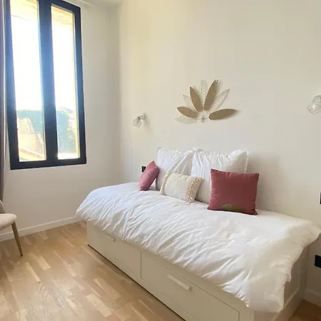 Duplex De Charme Au Coeur Du Triangle Dor * Bordeaux